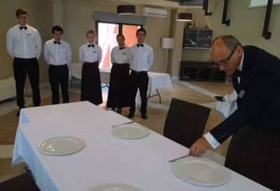 在瑞士洛桑酒店管理學(xué)院的日子 夢(mèng)想與卓越的交匯